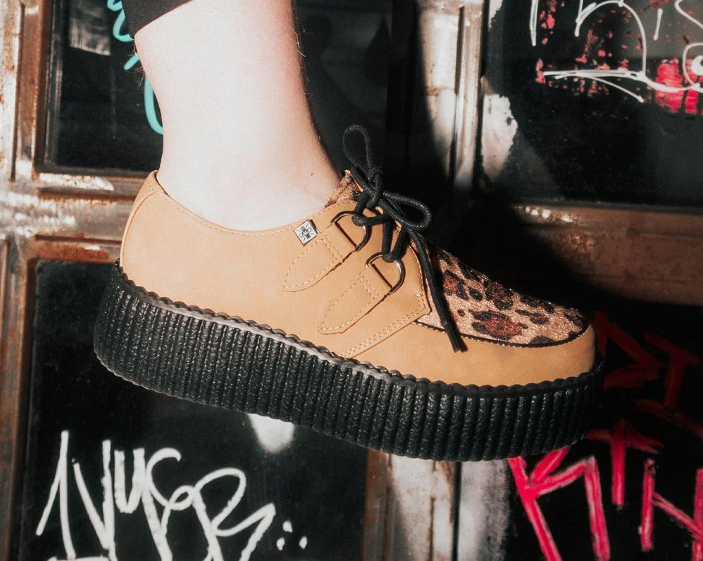 Tan Leopard Brush-Off Mondo Creeper - Image 8